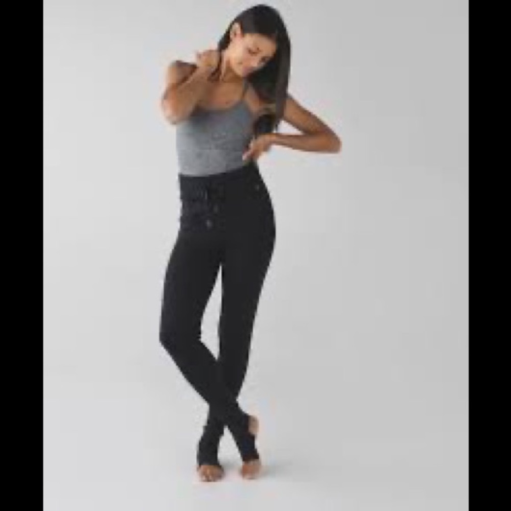 Lululemon Sweet Savasana Sweater Pant
Heathered 6 Grey